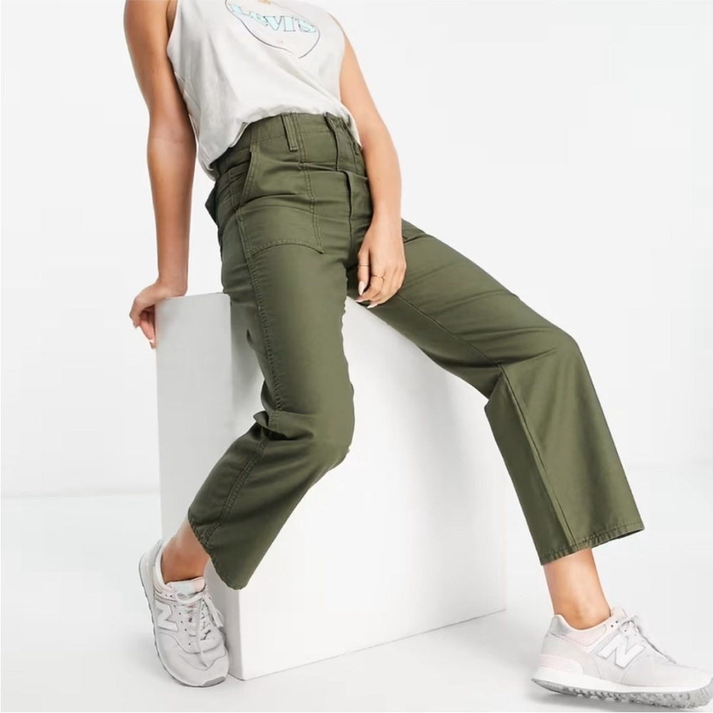 Levi's🟢Women’s Ribcage Utility Wide Leg Pants Olive Night Green, Size 28x29, NWT